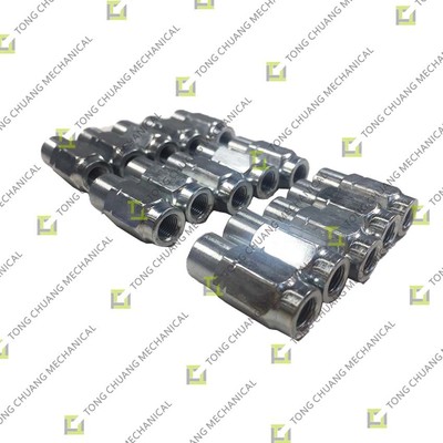 kopen 432-23031-1 (Lincoln) Schroefdraad pijpkoppeling 、Externe verbinding、Rechte verbinding met binnendraad、Rechte koppeling met binnendraad、Rechte pijpnippel online manufacture