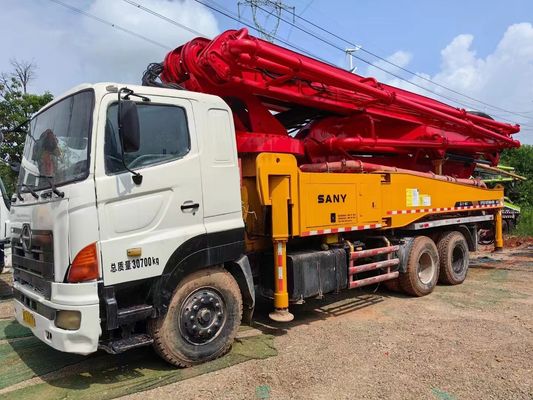 In 2012 Sany HINO Chassis 46 meter Betonpomp Truck 5 cilinders en 5 masten
