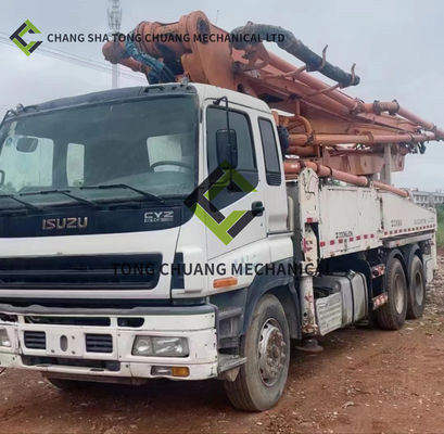 In 2013 Zoomlion ISUZU Chassis 40 M Betonpomp Truck 5 cilinders en 5 masten